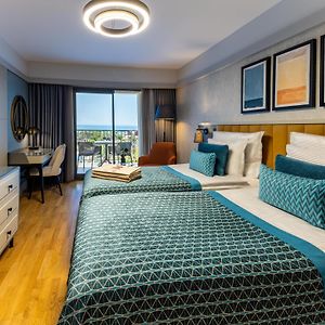 Deluxe Double or Twin Room Sea View